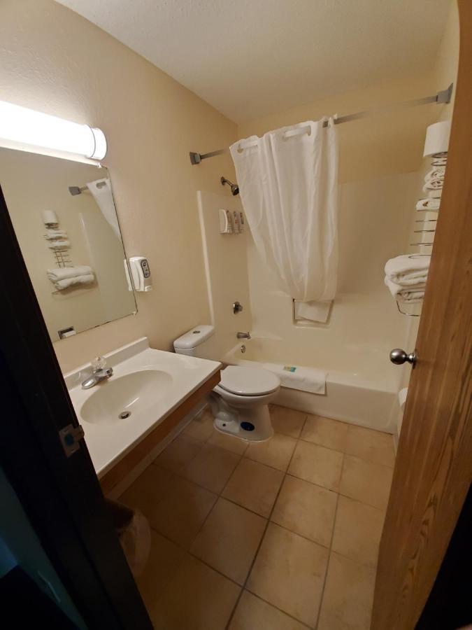 Hibbing Inn And Suites المظهر الخارجي الصورة